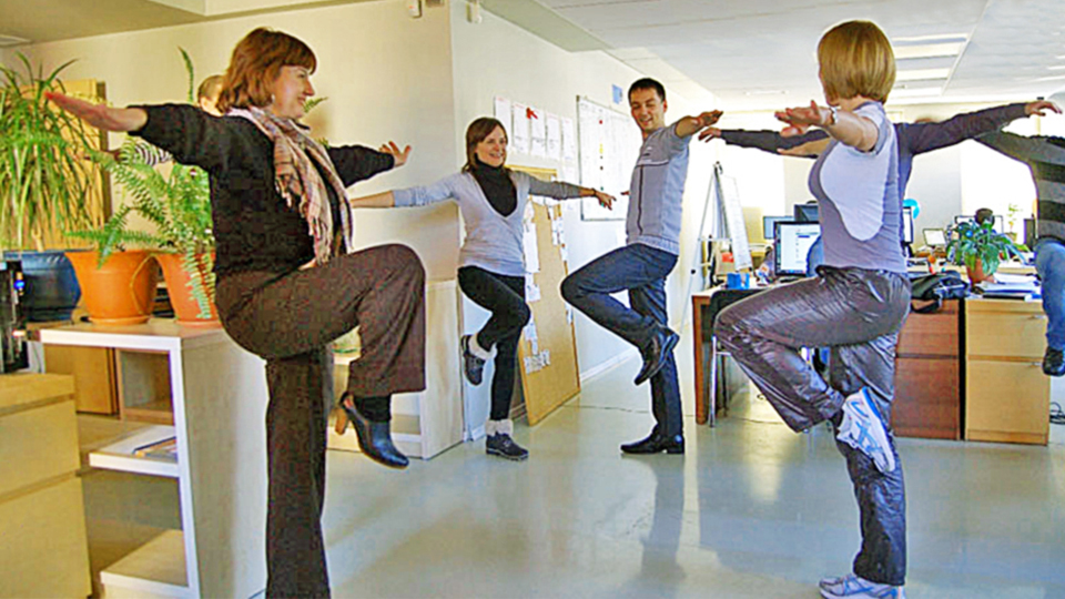 Перекуры работников заменят «физкультбрейками»