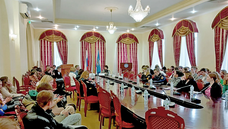 Молодёжь обостряет информационное противоборство